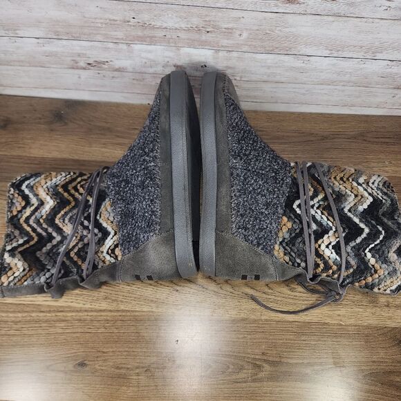 Toms Womens Nepal Aztec Gray Faux Fur Moccasin Boots Winter Boho Size 8.5 - Picture 4 of 7